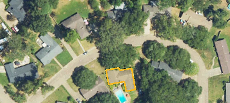 4641 Frontage Rd
