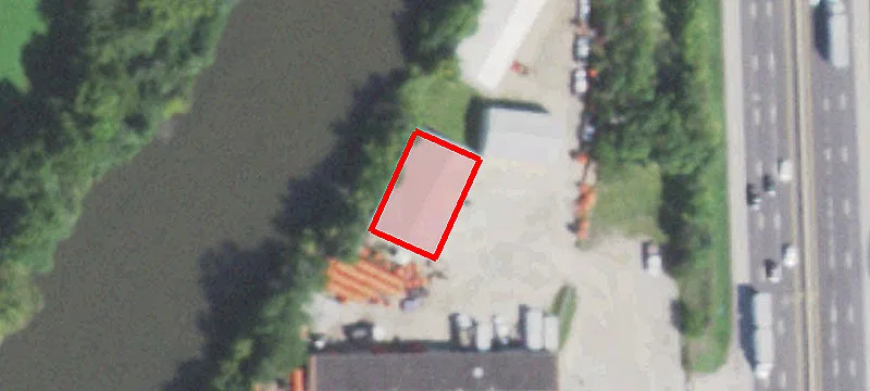 18132 Frontage Rd