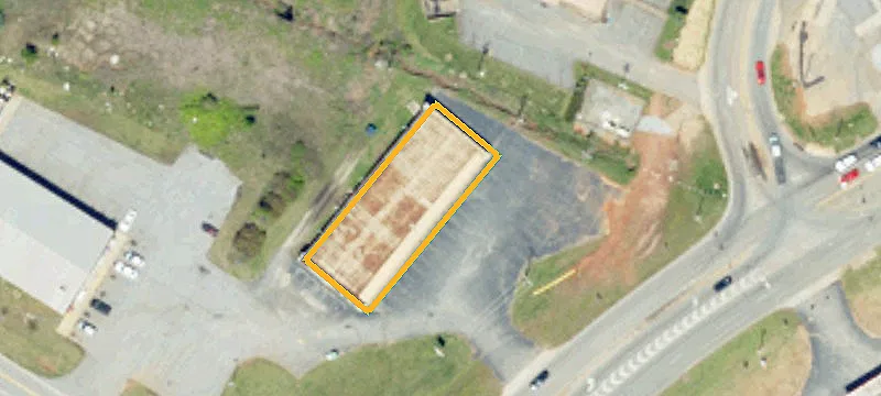 225 Charlotte Hwy