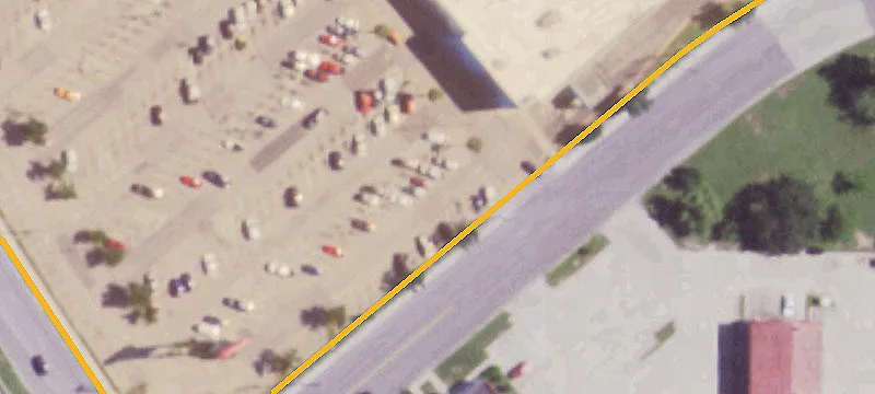613 Expressway 83