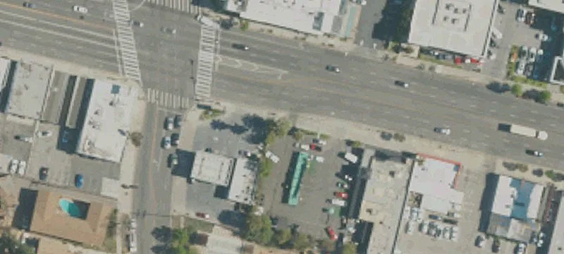 21326 Ventura Blvd
