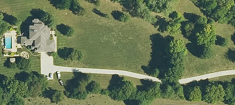 7400 210 St