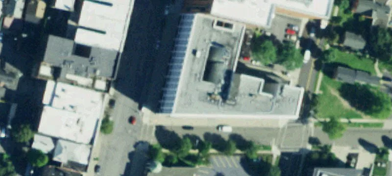 921 Main St