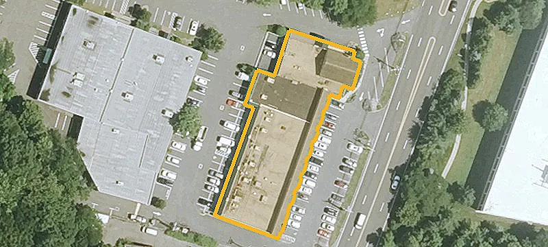 35 Danbury Rd