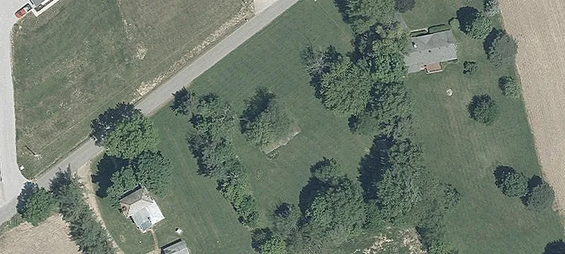 10047 Loop Rd