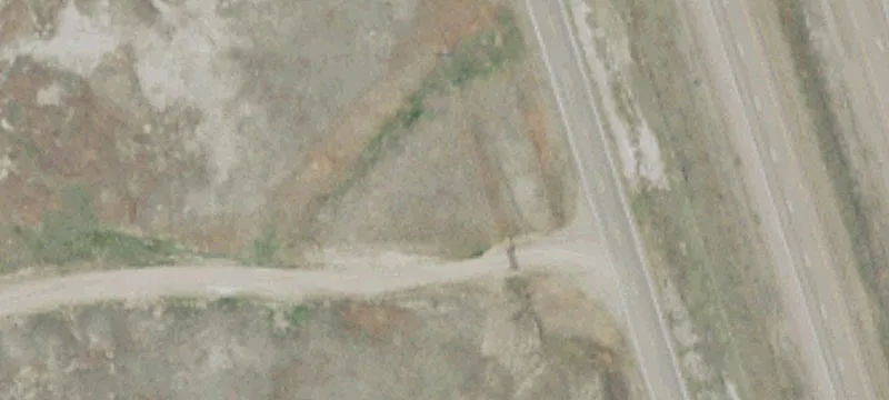 Frontage Rd