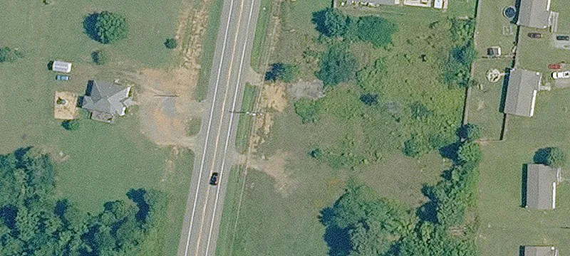 685/687 Highway 365
