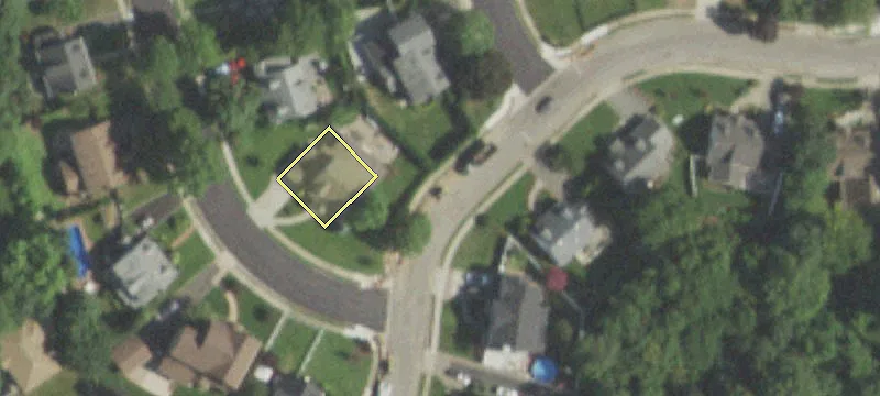 215 Parkway Dr