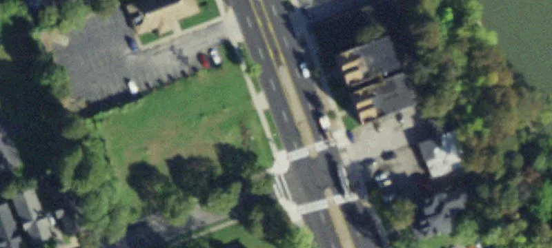 512-514 Lake Ave