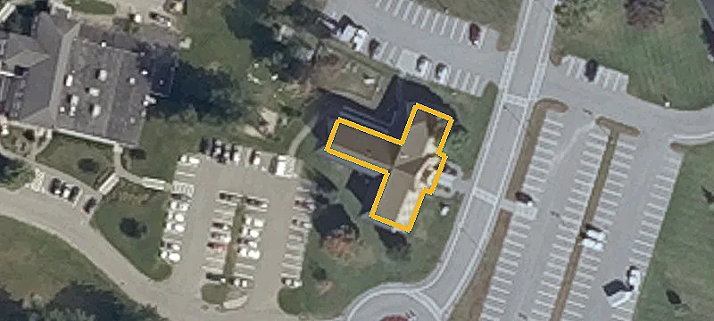 83 Pineland Dr