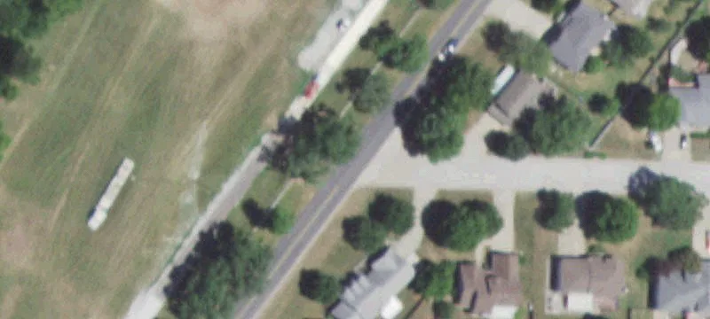000 Crestwood Dr
