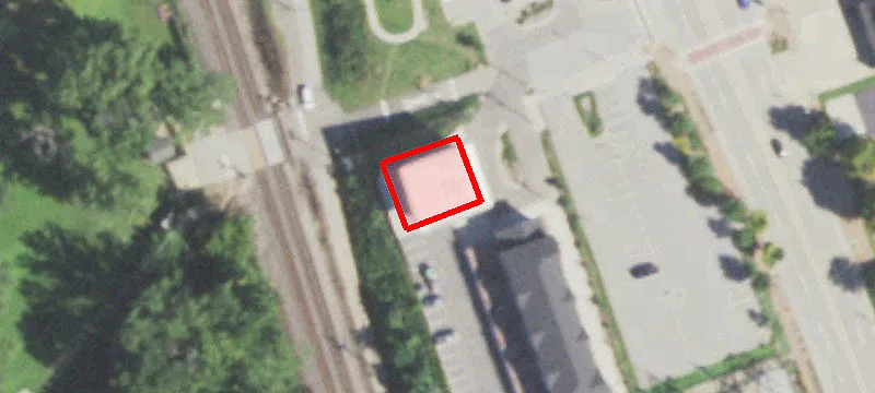 100 Irvin St