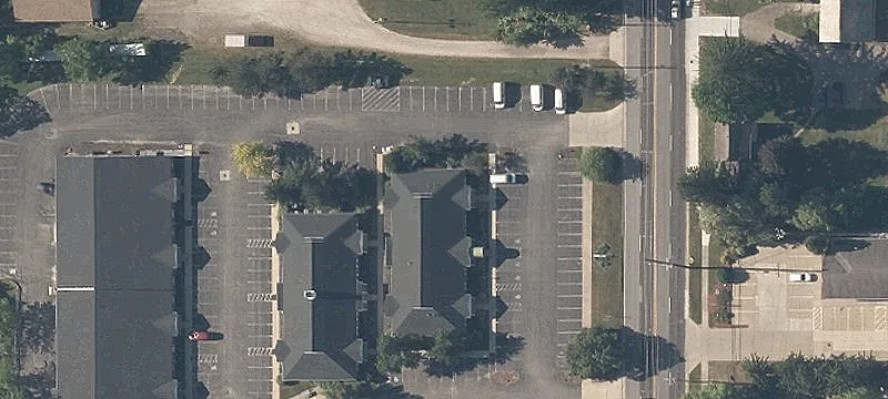 4482 Darrow Rd