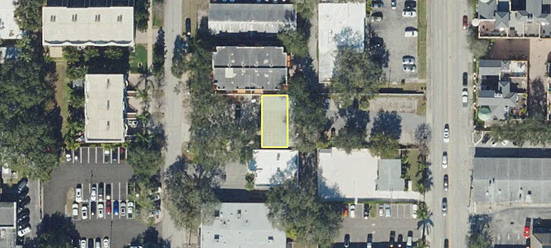 606 Tampania Ave