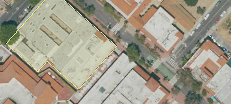 803-819 De La Guerra St