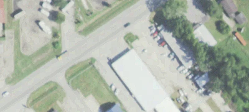 2718 Main St