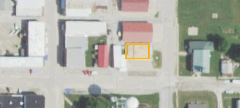 853 Main St