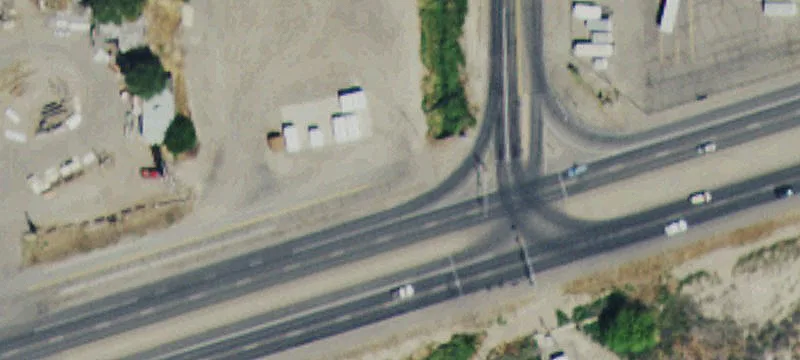 2460 Main St