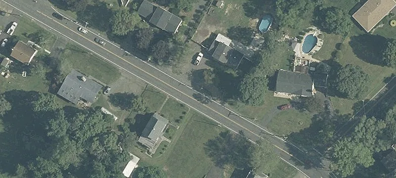 Buckelew Ave