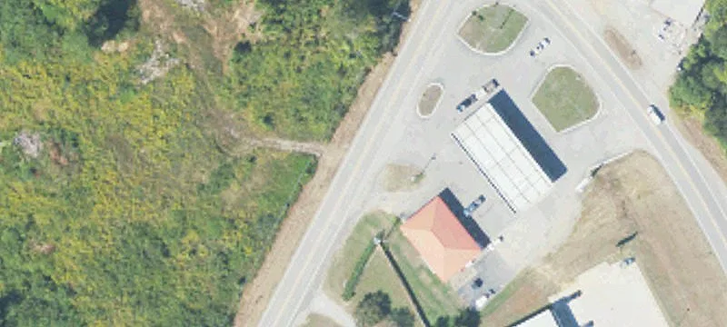 Valley Dr