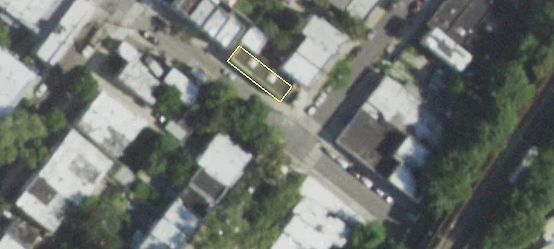 18-01 Decatur St