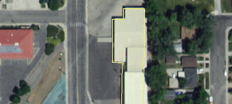 425 Broadway Ave