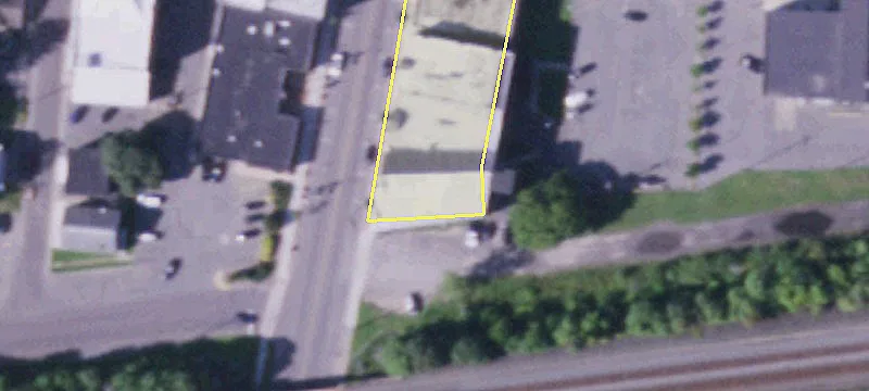 222 Peterboro St