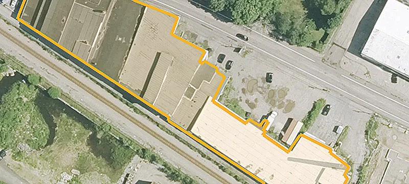 1011-1057 Main St