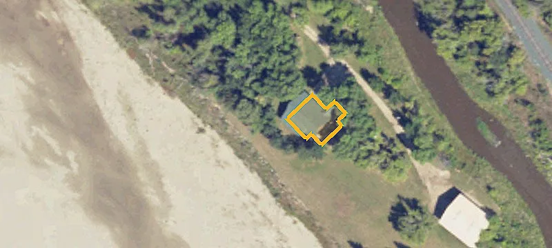 1045 Highway 83