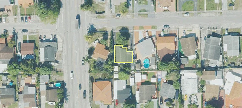 820 4Th Pl