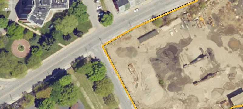 454 Princess St