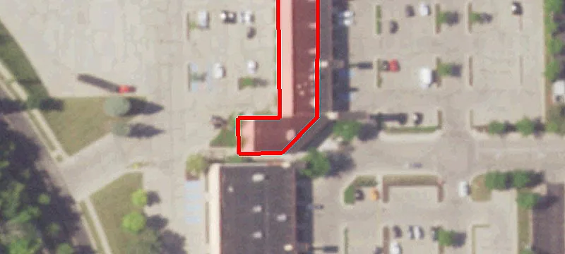 1530 Main St