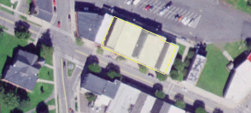 12021 Main St