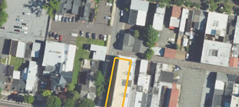 16 York St