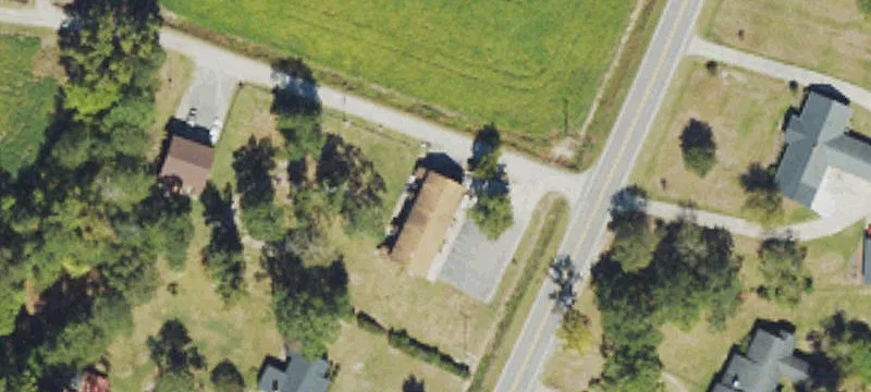 809 B T Rd