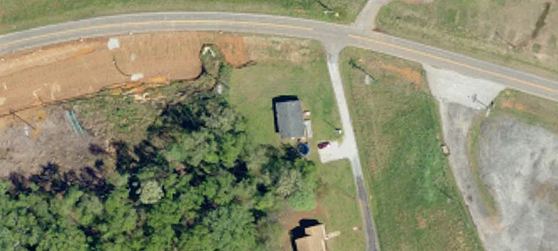 102 Forestdale Dr