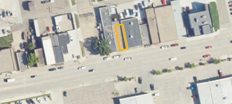 210 Main St