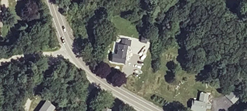 69 Mills Rd