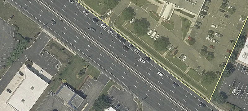 780 Route 37