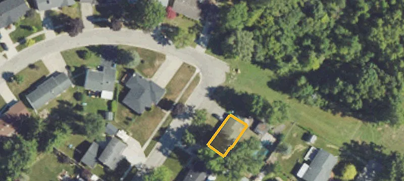 Greenway Dr