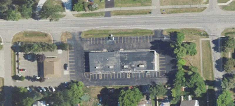 2709-2715 Pontiac Lake Rd
