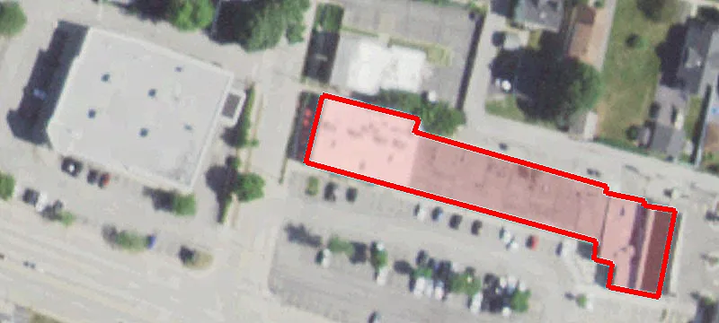 32-100 Lake St