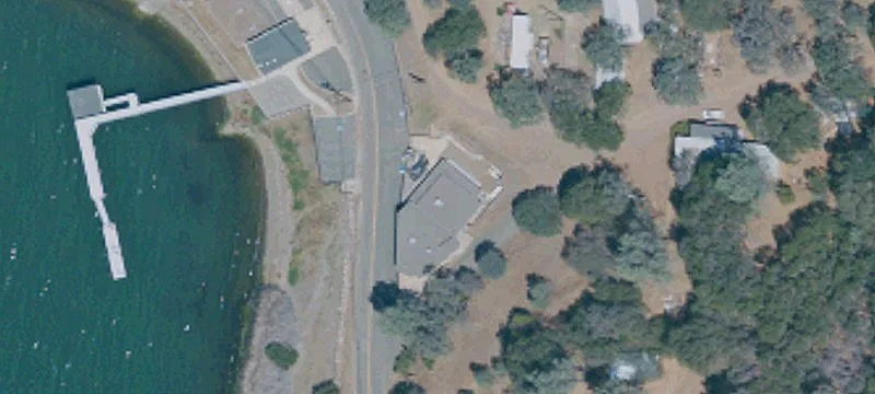 10920 Lakeshore Dr