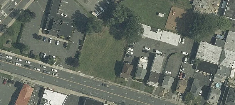 2237 Morris Ave