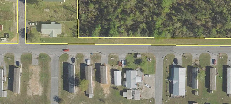 2435 Douglas Rd