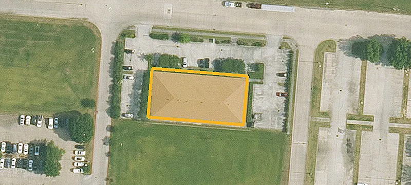 3555 Loyola Dr
