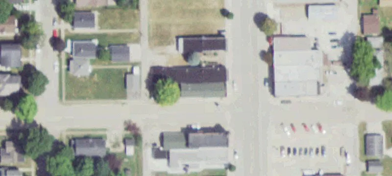 302 Main St