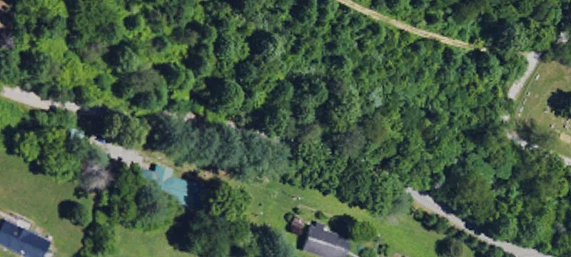 101 Hampton Cemetary Rd