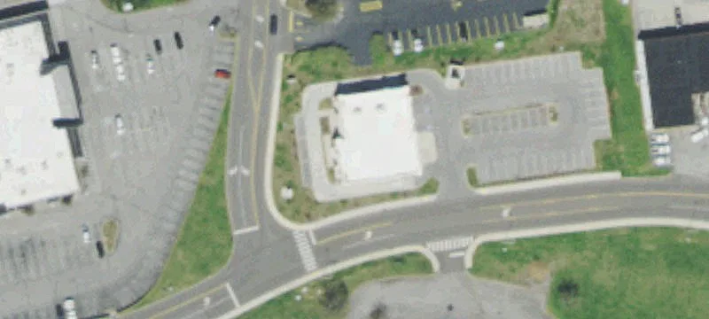 852 Main St