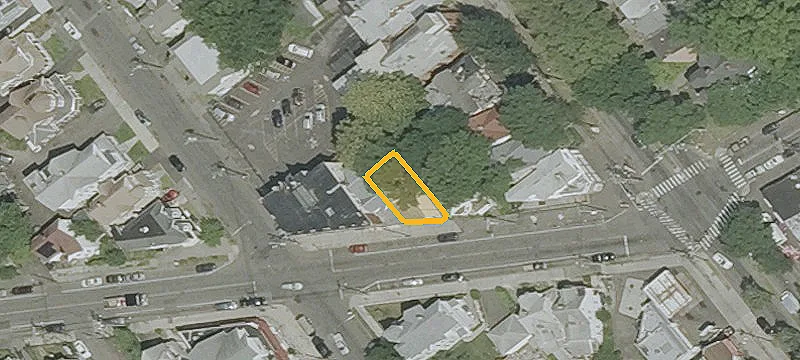 44 Wood Ave